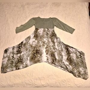 Bela & Nuni girls 6 years dress, gredn with decotative